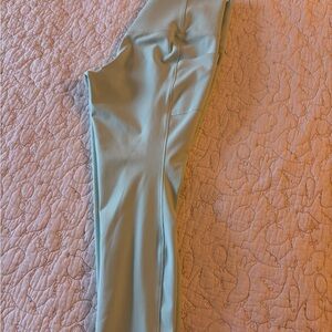 Athleta Women's Light green leggings NWOT Medium